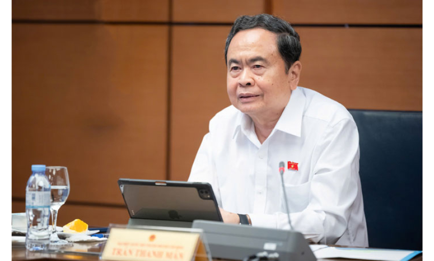 Chủ tịch Quốc hội: Giảm thu ng&acirc;n s&aacute;ch từ thuốc l&aacute; nhưng lợi &iacute;ch x&atilde; hội rất lớn