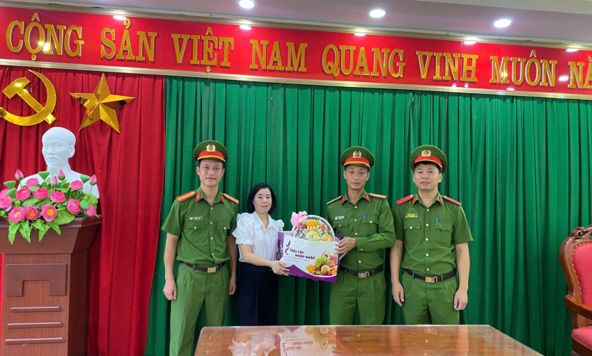 C&ocirc;ng an phường Y&ecirc;n Dũng - Ấm l&ograve;ng l&aacute; thư cảm ơn từ Nh&acirc;n d&acirc;n