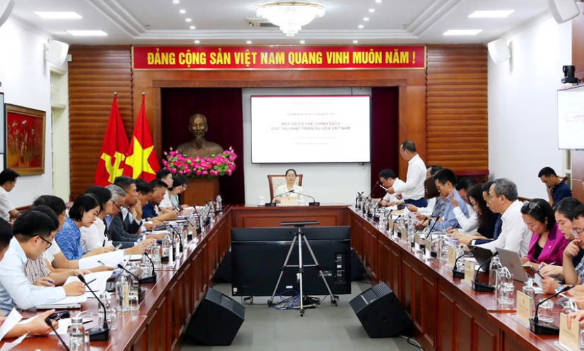 Đề xuất cơ chế đặc th&ugrave; tạo đột ph&aacute; cho du lịch
