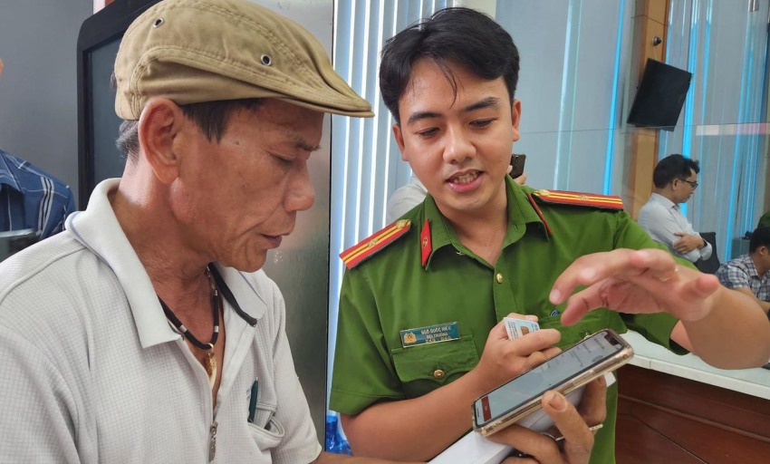 &ldquo;Kh&oacute;a chặt&rdquo; t&agrave;i khoản ảo, sim r&aacute;c bằng khung ph&aacute;p l&yacute; định danh điện tử