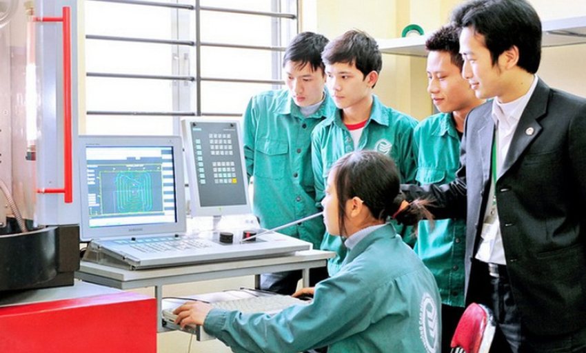 Khung bồi dưỡng năng lực thực h&agrave;nh cho giảng vi&ecirc;n, gi&aacute;o vi&ecirc;n gi&aacute;o dục nghề nghiệp