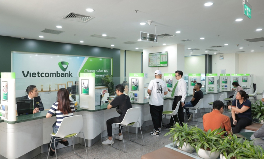 Một số ng&acirc;n h&agrave;ng bắt đầu triển khai việc giảm l&atilde;i suất cho vay
