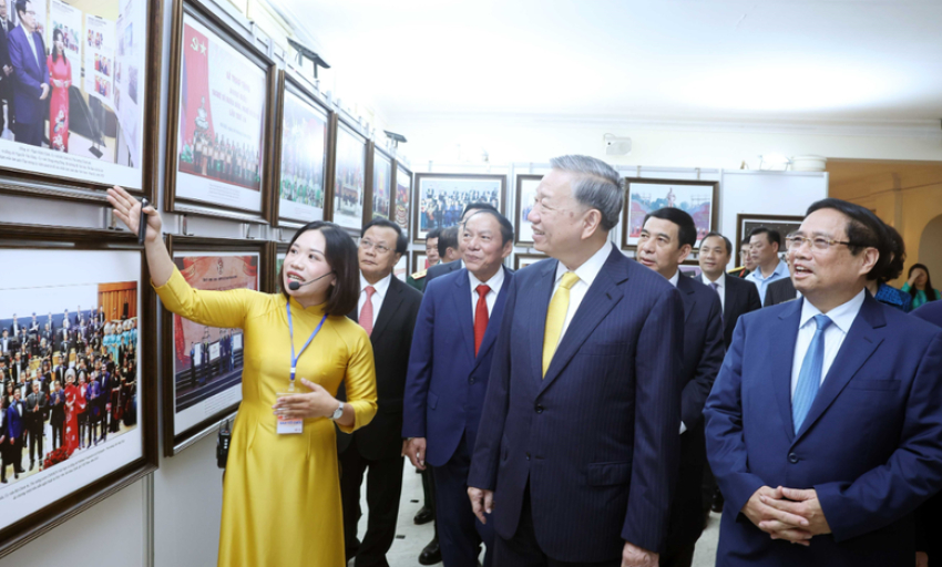 Ph&aacute;t triển kinh tế văn h&oacute;a - ph&aacute;t huy sức mạnh nội sinh - kiến tạo đất nước ph&aacute;t triển nhanh, bền vững