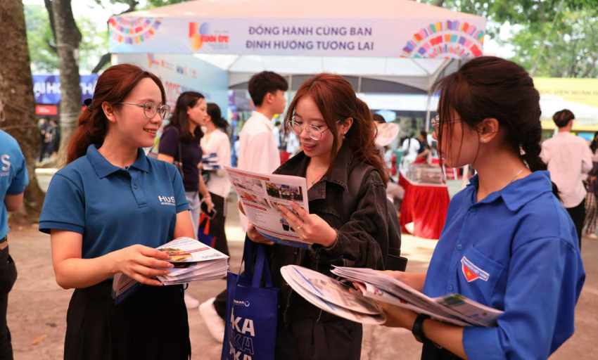 R&agrave; so&aacute;t ng&agrave;nh đ&agrave;o tạo, đổi mới tuyển sinh năm 2027