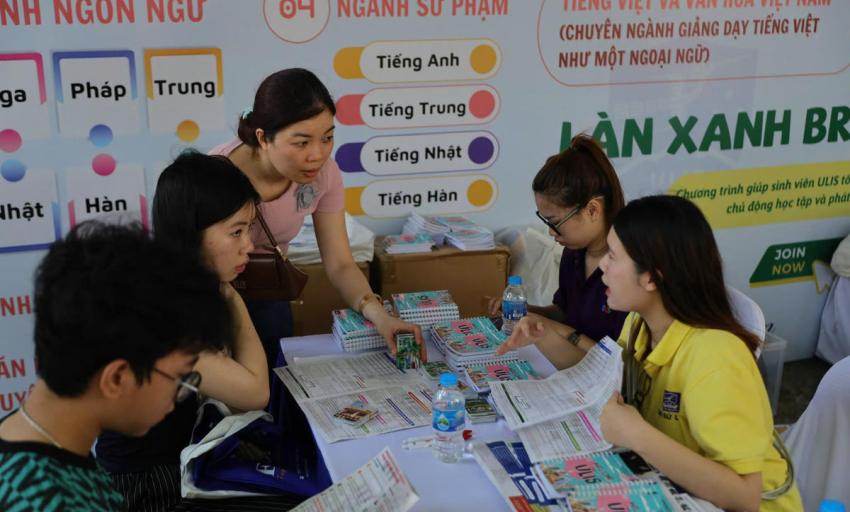 Số lượng ng&agrave;nh đ&agrave;o tạo đại học mở mới tăng mạnh mỗi năm