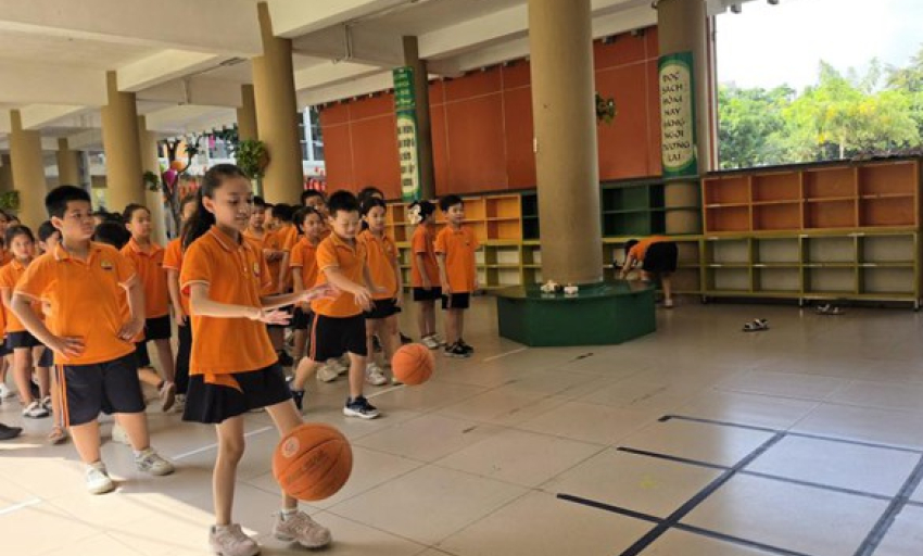 Th&ocirc;ng tư 85: Kh&ocirc;ng thể để phụ huynh g&aacute;nh chi ph&iacute; học tăng cường