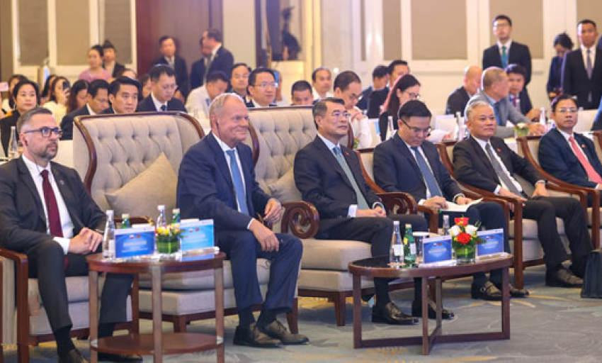 Thủ tướng Ba Lan: X&acirc;y dựng quan hệ đối t&aacute;c kinh tế hiện đại, c&ugrave;ng ph&aacute;t triển năng lực v&agrave; c&ocirc;ng nghệ với Việt Nam