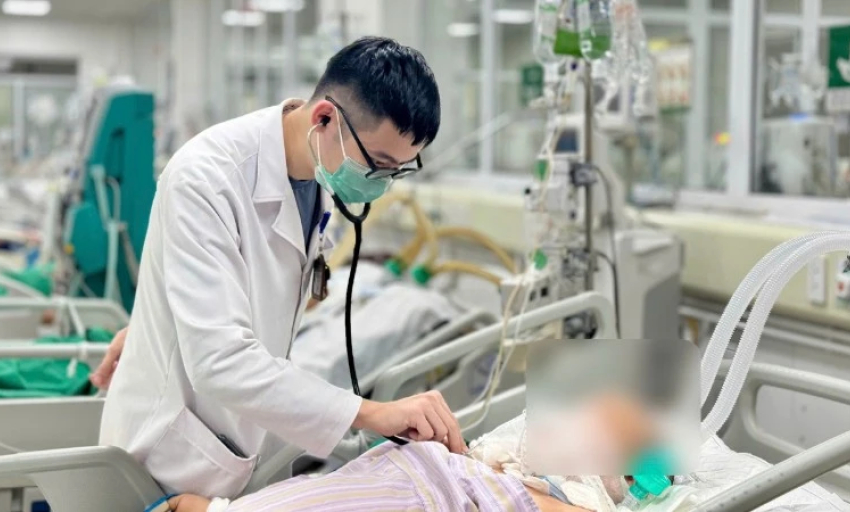 Bệnh nh&acirc;n suy giảm miễn dịch gặp biến chứng nguy kịch khi mắc c&uacute;m