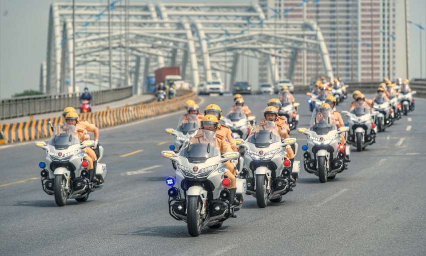 H&agrave; Nội ph&acirc;n luồng giao th&ocirc;ng nhiều tuyến đường phục vụ Đại hội XIV của Đảng