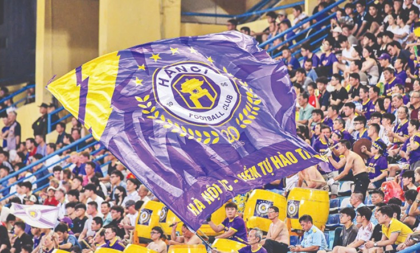 Kh&aacute;t vọng x&acirc;y dựng b&oacute;ng đ&aacute; Việt Nam hiện đại