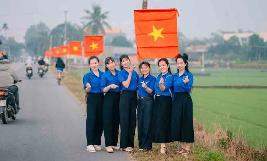 Người trẻ l&agrave;m mới diện mạo x&atilde;, phường ch&agrave;o đ&oacute;n Đại hội Đảng