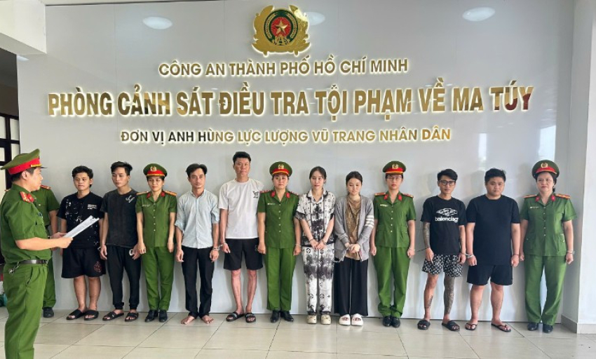 Khởi tố 8 đối tượng trong đường d&acirc;y bu&ocirc;n b&aacute;n, t&agrave;ng trữ ma t&uacute;y li&ecirc;n tỉnh