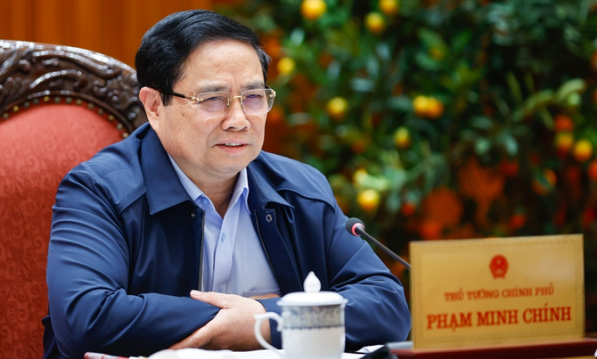 Thủ tướng: Tiếp tục th&aacute;o gỡ c&aacute;c vấn đề vướng mắc, tồn đọng, giải ph&oacute;ng nguồn lực, th&uacute;c đẩy tăng trưởng từ 10% trở l&ecirc;n