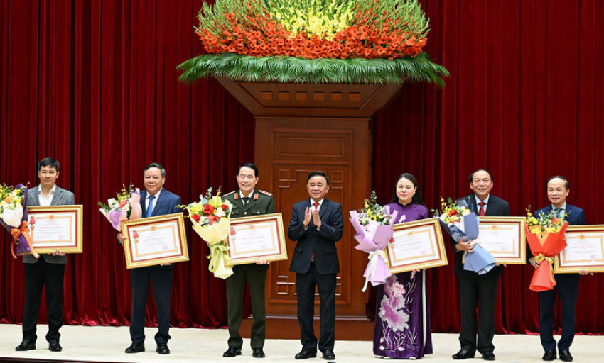 Tiếp tục đưa tinh thần đổi mới, tr&aacute;ch nhiệm cao v&agrave; kh&iacute; thế Đại hội XIV v&agrave;o c&ocirc;ng t&aacute;c hằng ng&agrave;y