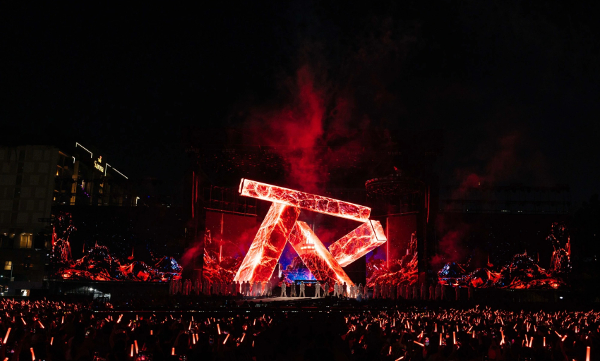 Concert ngh&igrave;n người của ca sĩ trẻ: sức h&uacute;t 'trải nghiệm thực'