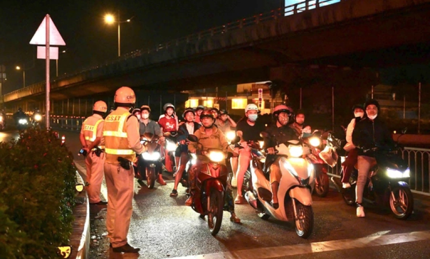 Đề xuất sửa đổi Nghị định 168: Cảnh s&aacute;t được xử phạt tại chỗ gấp 15 lần hiện nay