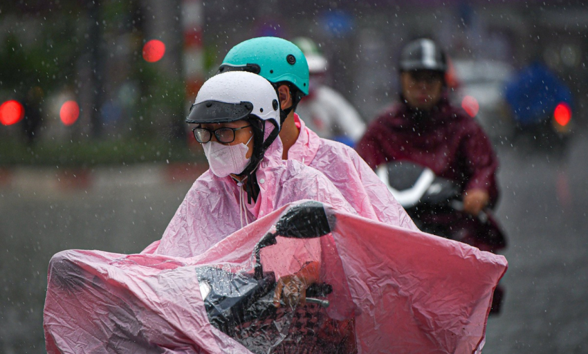 Đ&oacute;n kh&ocirc;ng kh&iacute; lạnh cuối m&ugrave;a, miền Bắc mưa d&ocirc;ng, m&aacute;t mẻ trở lại