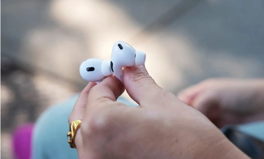 Hiểu đ&uacute;ng c&aacute;ch đeo AirPods để nghe tốt hơn mỗi ng&agrave;y