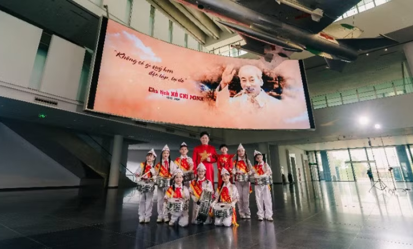 MV "C&oacute; B&aacute;c trong tim" - sự kết hợp độc đ&aacute;o của 3 thế hệ