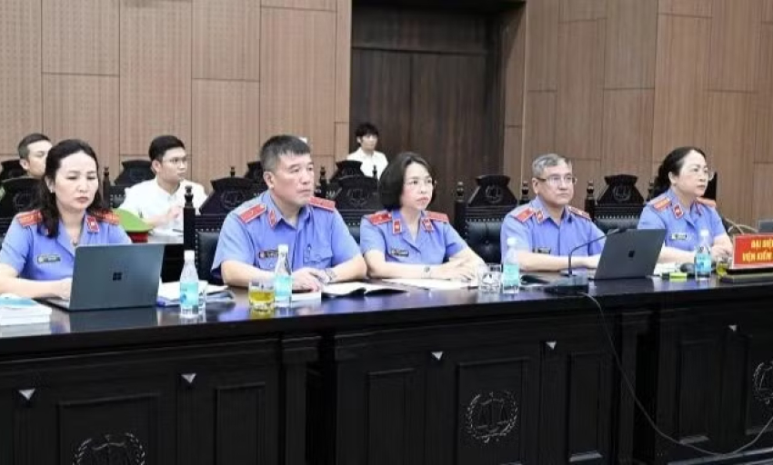 Cựu Bộ trưởng Y tế bị đề nghị mức &aacute;n 5-6 năm t&ugrave; giam