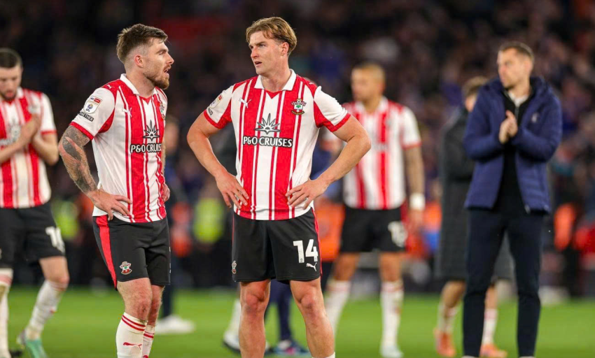 Kh&aacute;ng c&aacute;o thất bại, Southampton tan mộng Premier League