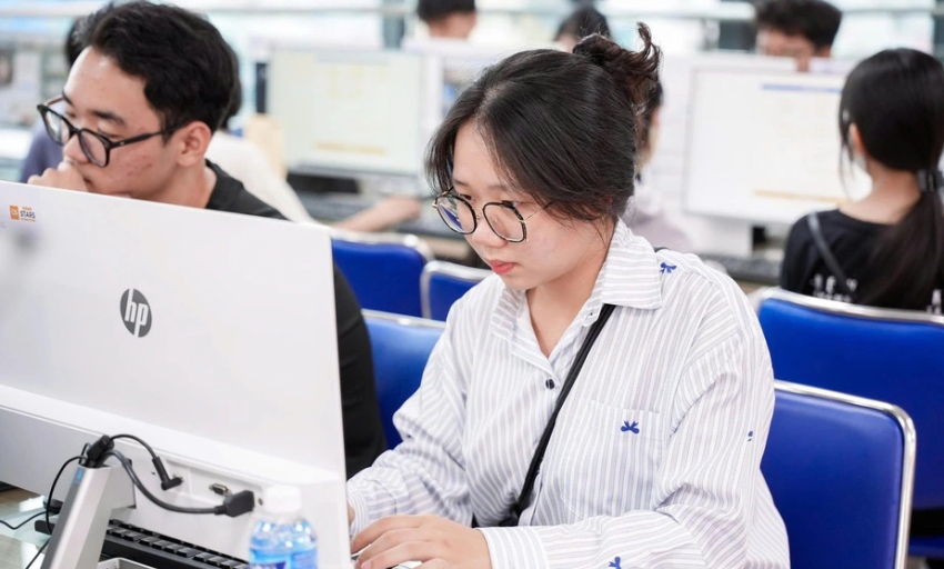 Từ vụ thi hộ bị xử l&yacute;: Kỳ thi VSTEP l&agrave; g&igrave; m&agrave; nhiều sinh vi&ecirc;n lo?