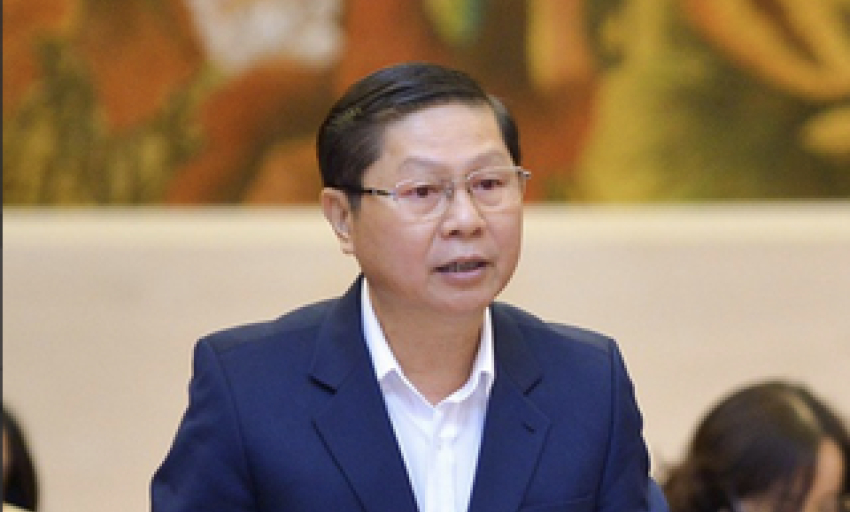 V&igrave; sao cựu thứ trưởng được cấp dưới "biếu" 500 triệu đồng nhưng kh&ocirc;ng bị xử l&yacute; h&igrave;nh sự?