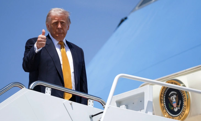 V&igrave; sao một loạt c&aacute;c '&ocirc;ng tr&ugrave;m' c&ocirc;ng nghệ, t&agrave;i ch&iacute;nh Mỹ đồng loạt theo &ocirc;ng Trump tới Bắc Kinh?