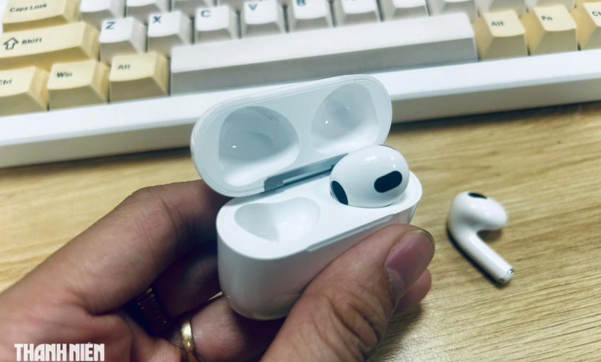 Mẹo đơn giản cứu tai nghe AirPods 'dở chứng'