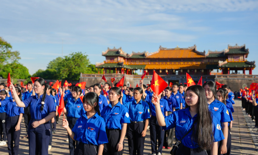 Y&ecirc;u Tổ quốc từ những h&agrave;nh động nhỏ nhất