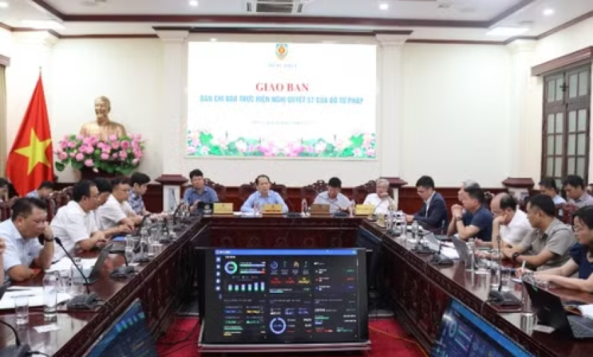 Bộ Tư ph&aacute;p triển khai Kế hoạch h&agrave;nh động 100 ng&agrave;y, th&aacute;o gỡ điểm nghẽn chuyển đổi số