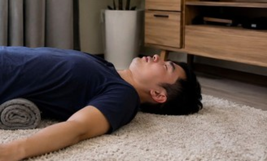 C&aacute;ch giảm đau lưng do ngồi cả ng&agrave;y