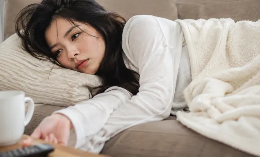C&agrave;ng nghỉ ngơi c&agrave;ng thấy mệt: Điều g&igrave; xảy ra b&ecirc;n trong cơ thể?