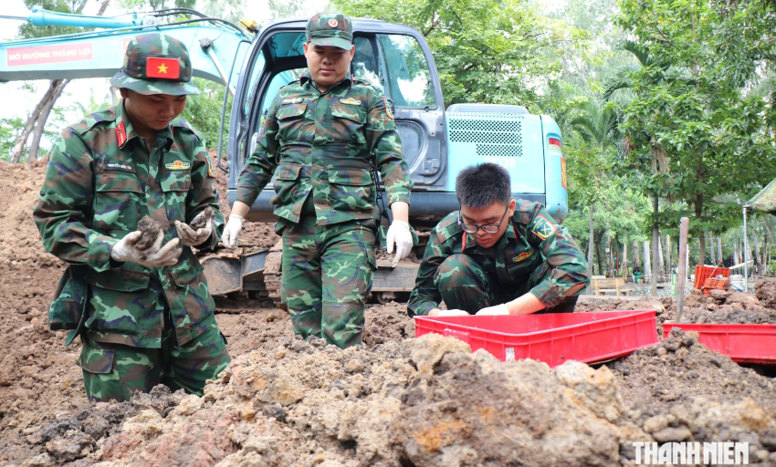 C&ocirc;ng vi&ecirc;n L&ecirc; Thị Ri&ecirc;ng: Đ&atilde; quy tập 160 h&agrave;i cốt liệt sĩ