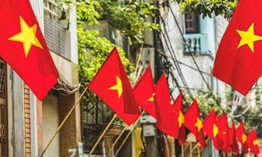 Quốc kh&aacute;nh 2026: C&ocirc;ng chức, vi&ecirc;n chức nghỉ 5 ng&agrave;y li&ecirc;n tiếp, l&agrave;m b&ugrave; v&agrave;o thứ Bảy 22/8