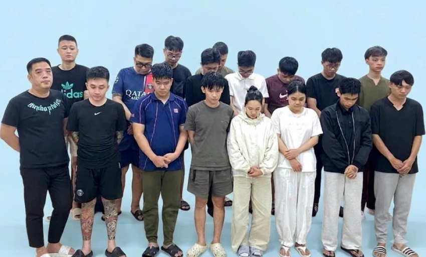 Bắt tạm giam 28 người trong vụ đ&aacute;nh bạc xuy&ecirc;n quốc gia h&agrave;ng ngh&igrave;n tỉ đồng