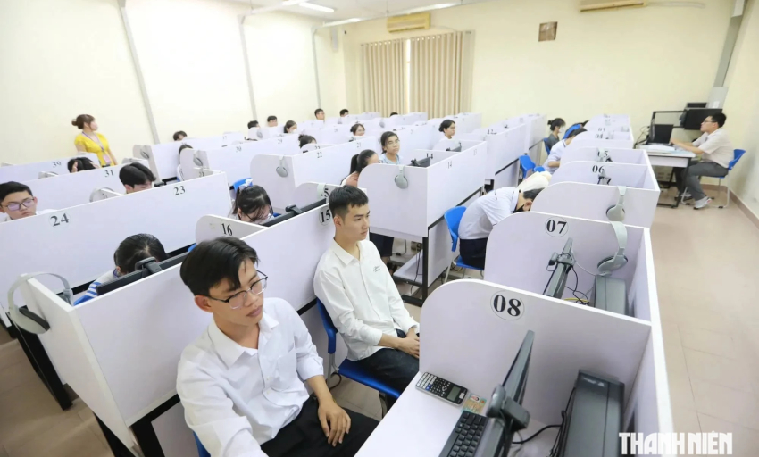 Bộ GD-ĐT dự kiến cho l&agrave;m b&agrave;i kiểm tra định kỳ tr&ecirc;n m&aacute;y t&iacute;nh