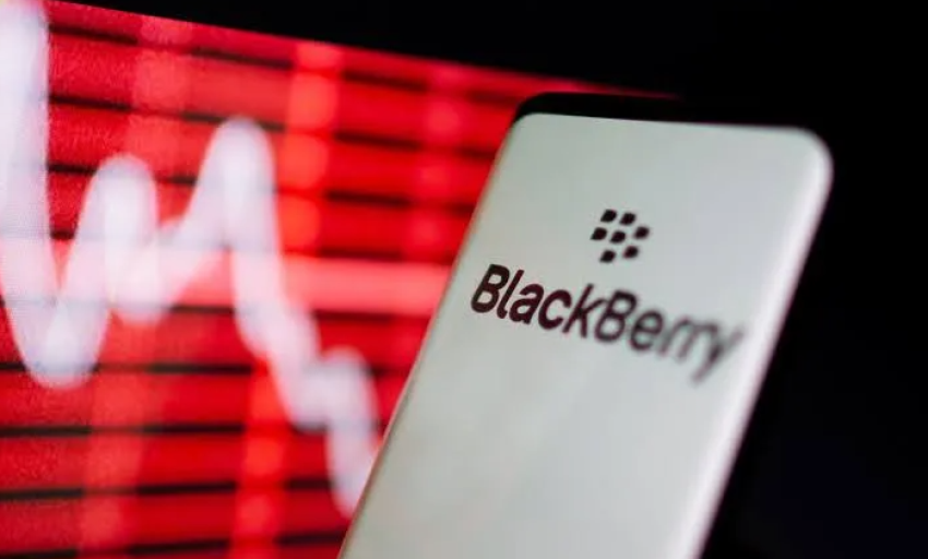 C&oacute; n&ecirc;n mua điện thoại BlackBerry huyền thoại ở thời điểm hiện tại?