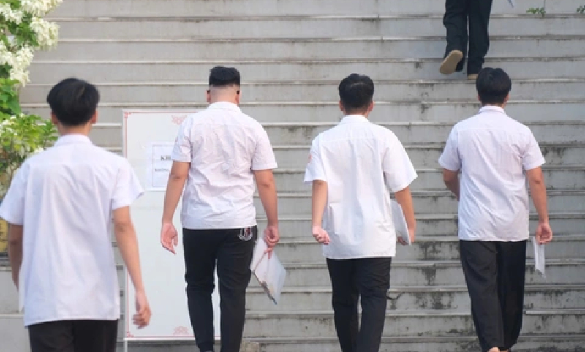 C&ocirc;ng bố điểm thi lần 2 tại chuy&ecirc;n Tuy&ecirc;n Quang: Kh&ocirc;ng c&oacute; điểm 10 n&agrave;o, 58 th&iacute; sinh dưới trung b&igrave;nh m&ocirc;n to&aacute;n