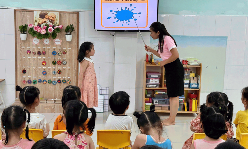 Đưa tiếng Anh v&agrave;o b&agrave;i dạy bộ m&ocirc;n: Th&aacute;ch thức lớn với gi&aacute;o vi&ecirc;n