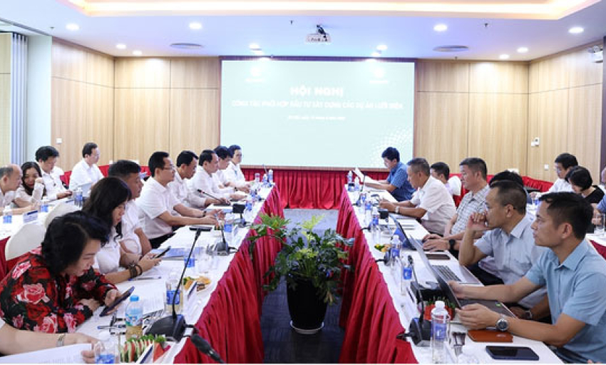 EVNNPT v&agrave; EVNNPC tăng cường phối hợp đầu tư x&acirc;y dựng c&aacute;c dự &aacute;n lưới điện