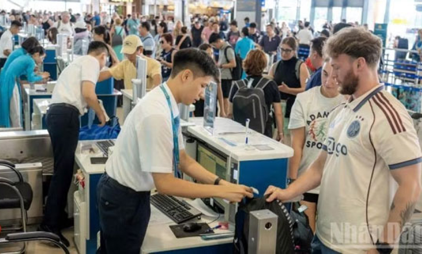Gi&aacute; v&eacute; bay nhiều tuyến trọng điểm &ldquo;tăng nhiệt&rdquo; dịp nghỉ lễ Quốc kh&aacute;nh 2/9