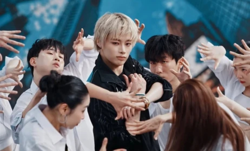 Hanbin - Ch&agrave;ng trai Việt Nam mang qu&ecirc; hương l&ecirc;n s&acirc;n khấu K-pop
