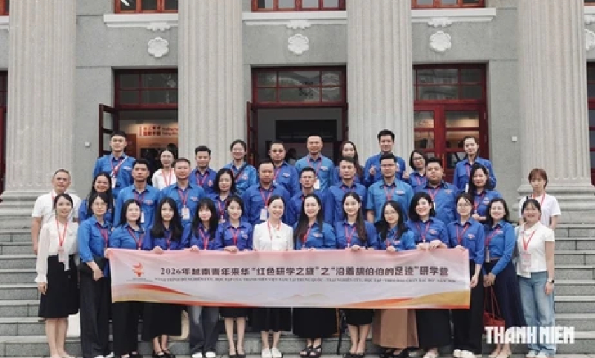 H&agrave;nh tr&igrave;nh đỏ: Thanh ni&ecirc;n Việt Nam theo dấu ch&acirc;n B&aacute;c, mang về kh&aacute;t vọng cống hiến