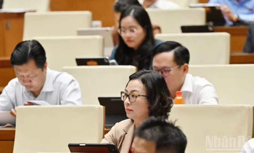 Ho&agrave;n thiện ph&aacute;p luật, tăng minh bạch thị trường bất động sản