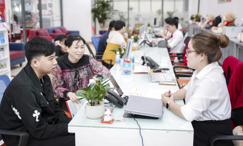 Học ph&iacute;, điểm chuẩn của c&aacute;c chương tr&igrave;nh đ&agrave;o tạo ĐH kh&aacute;c nhau ra sao?