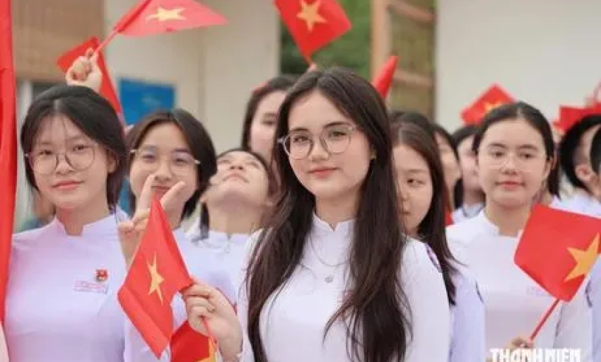 Kh&aacute;nh H&ograve;a sẽ miễn ph&iacute; s&aacute;ch gi&aacute;o khoa ngay năm học tới?