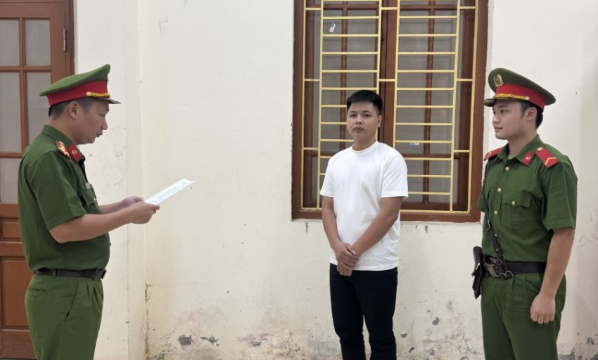 Khởi tố đối tượng x&acirc;m phạm quyền sở hữu c&ocirc;ng nghiệp, bu&ocirc;n b&aacute;n hơn 1.000 sản phẩm giả mạo nh&atilde;n hiệu