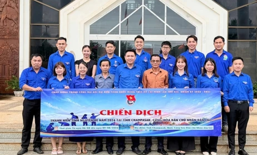 Lan tỏa y&ecirc;u thương đến những n&ocirc;ng trường cao su tr&ecirc;n nước bạn L&agrave;o