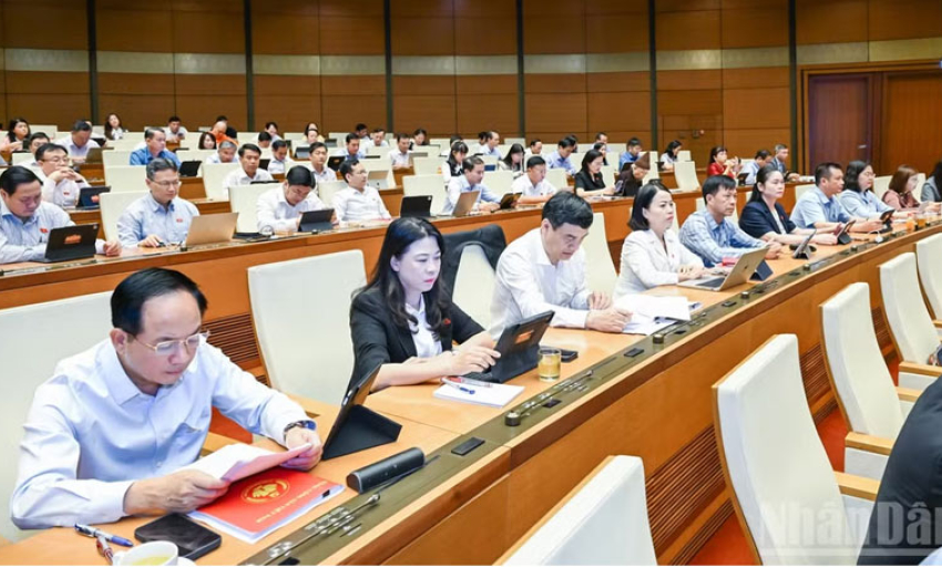 Mua, b&aacute;n h&agrave;ng h&oacute;a với nước ngo&agrave;i qua thương mại điện tử phải thực hiện định danh, x&aacute;c thực điện tử